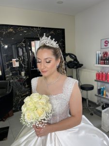 Brautfrisur Braut Make-Up